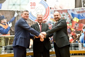 Луганские профсоюзы поздравили ФНПР с Днем рождения