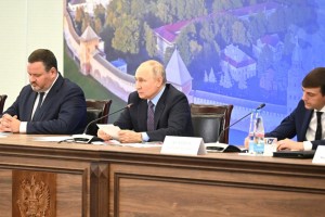 Президент Путин признал дефицит кадров в отдельных регионах