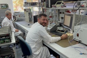 Завод «Прибой»: условия труда и гарантии для работников - видеорепортаж