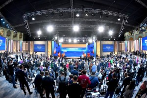 Путин: Реальная зарплата россиян вырастет на 8% в год