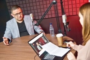 Зампред ФНПР подвел итоги года в прямом эфире