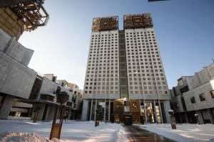 Путин предложил удвоить выплаты академикам РАН