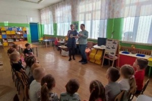 Профсоюзная молодежь ПАО "ОСВАР" провела патриотическую акцию "Мы с Вами"