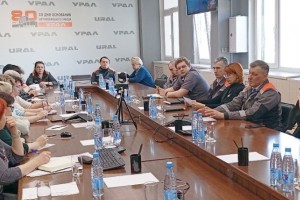 Индексацию зарплаты обсудили на встрече профактива с гендиректором завода "Урал"