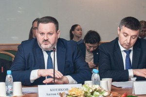 Как чиновник чиновника