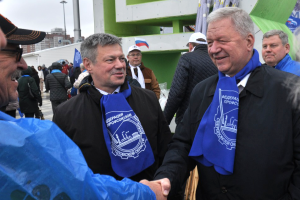 Лидер ФНПР Михаил Шмаков принял участие в митинге в Екатеринбурге