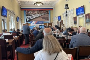 Генсовет ФНПР потребовал прекратить нарушения имущественных прав профсоюзов