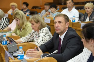 В Приморье увеличена «профсоюзная квота» на получение звания «Ветеран труда»