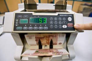 Минтруд предложил повысить МРОТ до 22 440 рублей