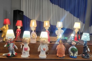 Члены ППО Нефтеюганских электрических сетей изготовили настольные лампы с «характером»