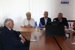 В профкоме КАМАЗа прошла встреча с участниками VII Международного автопробега «Дорогами Победы»