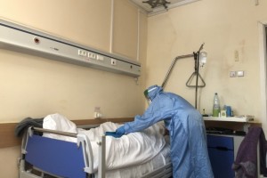 Минздрав планирует отправить 6 тыс. врачей на работу вахтовым методом