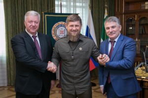 Рамзан Кадыров награжден профсоюзными медалями