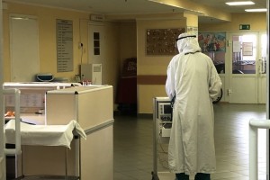 Половина россиян хочет получить ДМС на работе