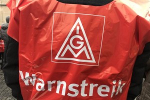 Металлурги Германии проведут предупредительную забастовку