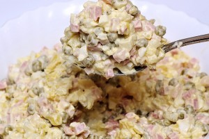 Цена оливье за год выросла на 7%