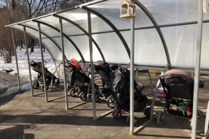 Профсоюзы: пособие по беременности и родам не возмещает утраченный заработок