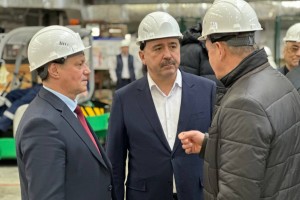 Председатель ФНПР Сергей Черногаев встретился с профактивом Машиностроительного завода им. М.И. Калинина