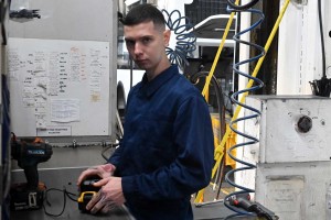 Дорогу молодым!