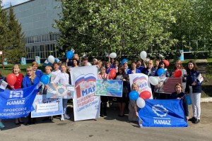 Конкурсы, флешмобы, песня: на КАМАЗе началась подготовка к празднику Весны и Труда