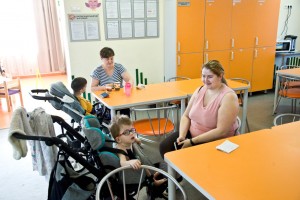 Правительство расширяет поддержку граждан, ухаживающих за детьми-инвалидами