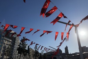 Турецкое правительство поместило под домашний арест весь исполнительный комитет профсоюза учителей