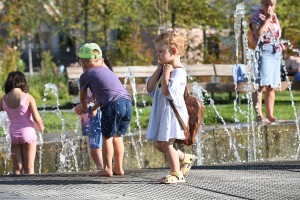 Большинство россиян хотят сократить рабочий день женщин на 1 час