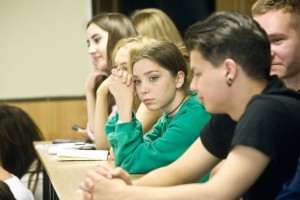 Вузам запретили увеличивать число платных мест