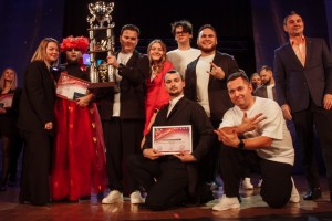 Команда КВН «Нелогичные» - чемпионы городской Лиги КВН работающей молодёжи