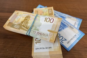 Депутаты Госдумы предложили повысить пенсии до 50 тыс. рублей