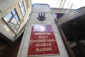 Чиновникам - больше стажа