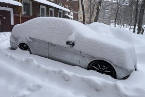 В Госдуме предложили отправлять работников на удаленку в снегопады