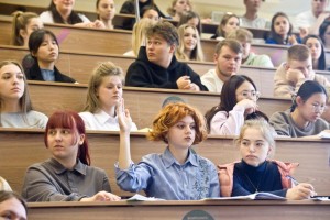 В сентябре 2026 года часть российских вузов откажется от болонской системы