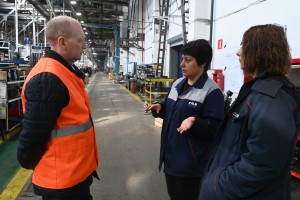 ФНПР предлагает Госдуме развивать наставничество