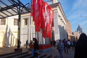 Каждый второй россиянин проведёт майские праздники дома