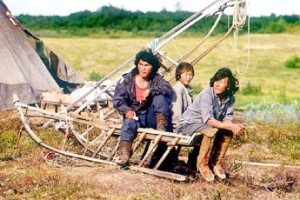 Зарплату аборигену!