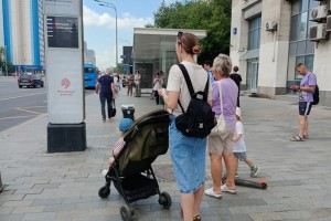 Назван средний размер семейной выплаты для работающих родителей