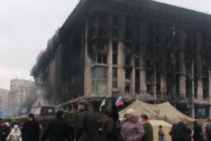 Мэр Киева считает, что ремонтировать Дом профсоюзов бессмысленно