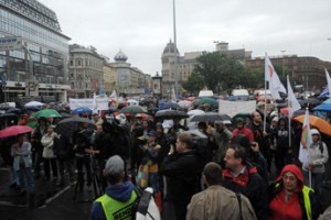 За будущее и повышение зарплат