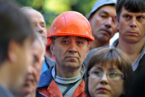 Три недели долгов ждать