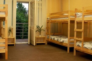 Депутаты из “Справедливой России” борются с хостелами