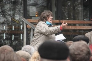 Автокрановцы просят Путина принять их в "родную гавань"