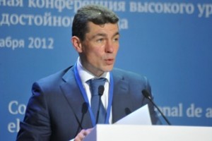 Топилин: повышение МРОТ необходимо согласовать