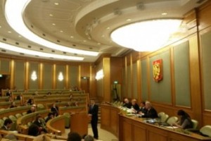 От Минфина потребовали выполнять решения трехсторонней комиссии