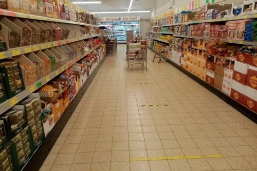 В России произошло незначительное снижение цен на социально значимые продукты