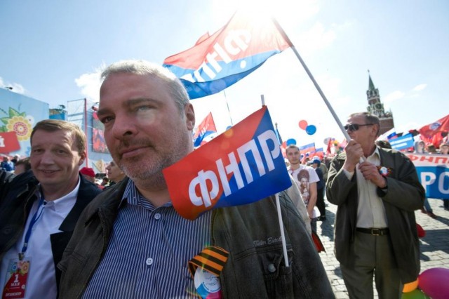 «Ленинский, 42»: Первомайcкие акции в интернете