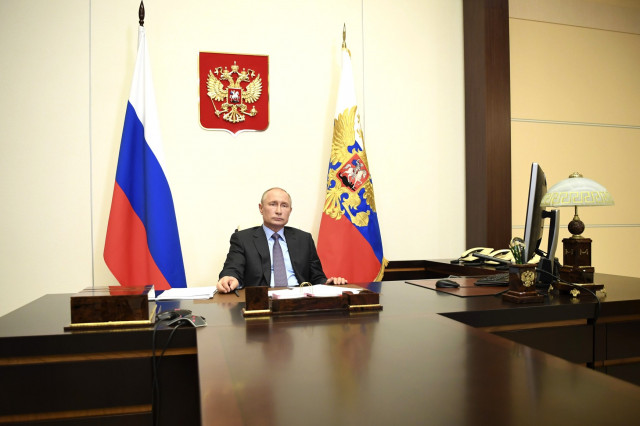 Президент объявил о новых выплатах семьям с детьми