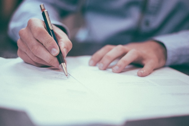 Минтруд упростит процедуру возмещения морального вреда за нарушение трудовых прав