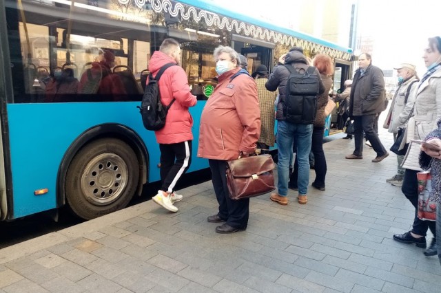 Большинство россиян поддержали введение нерабочих дней в ноябре