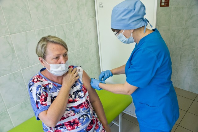 Пермские профсоюзы предложили повысить выплаты за осложнения от вакцинации